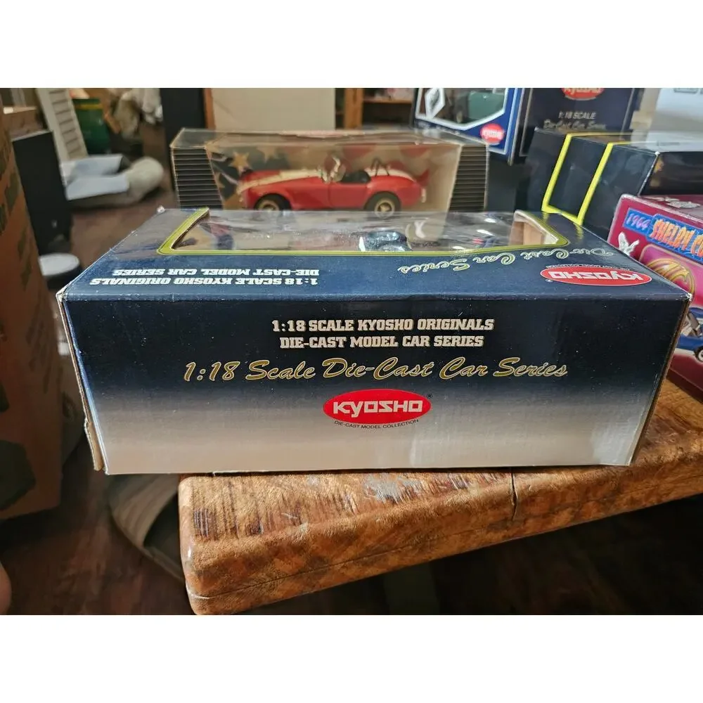 Kyosho Mini Cooper 1275s Rally 1:18 scale - Picture 3 of 6